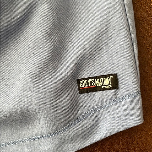 Ceil blue greys anatomy barco scrub set - Picture 11 of 11